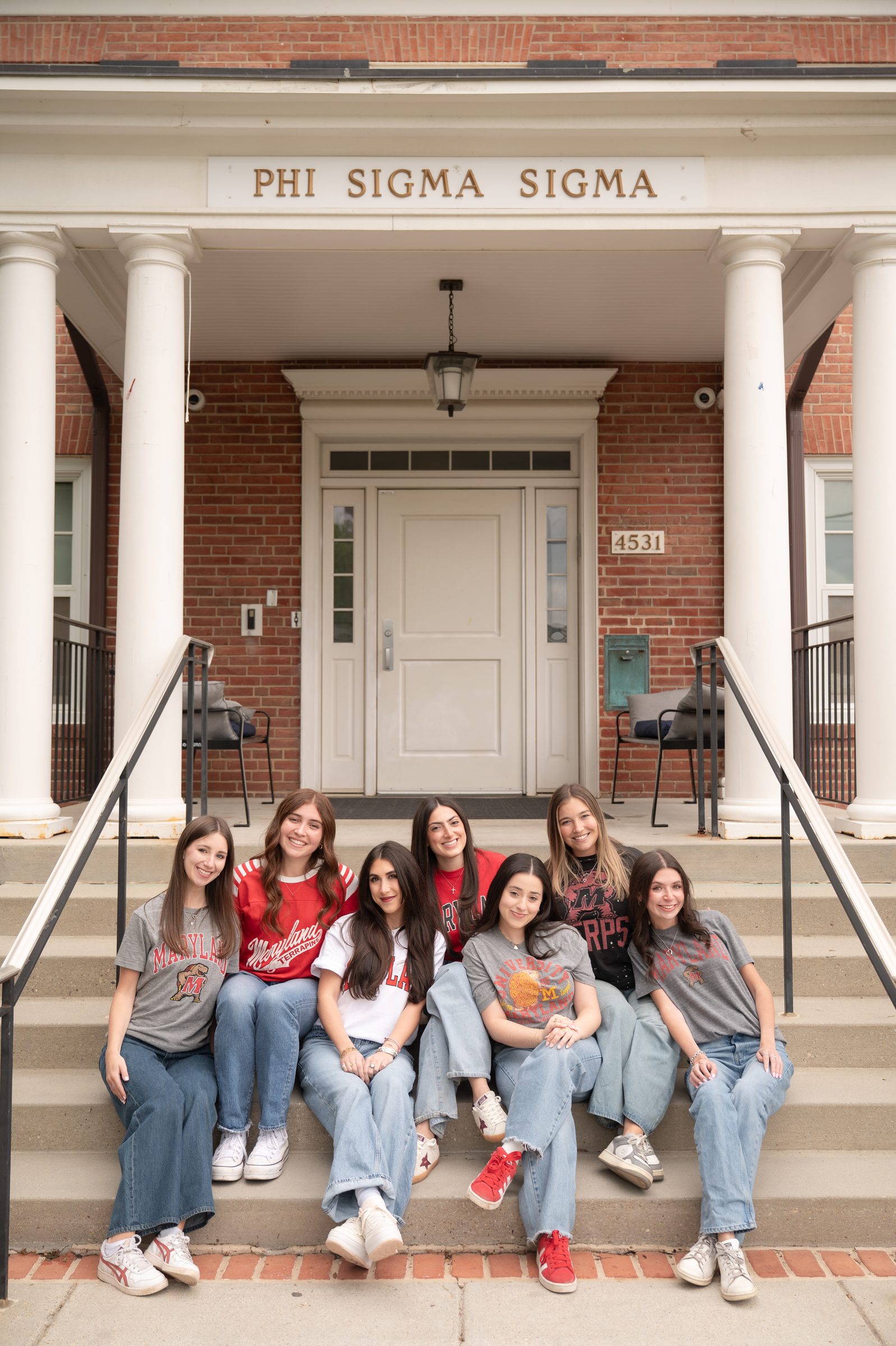 Group graduation portraits, University of Maryland